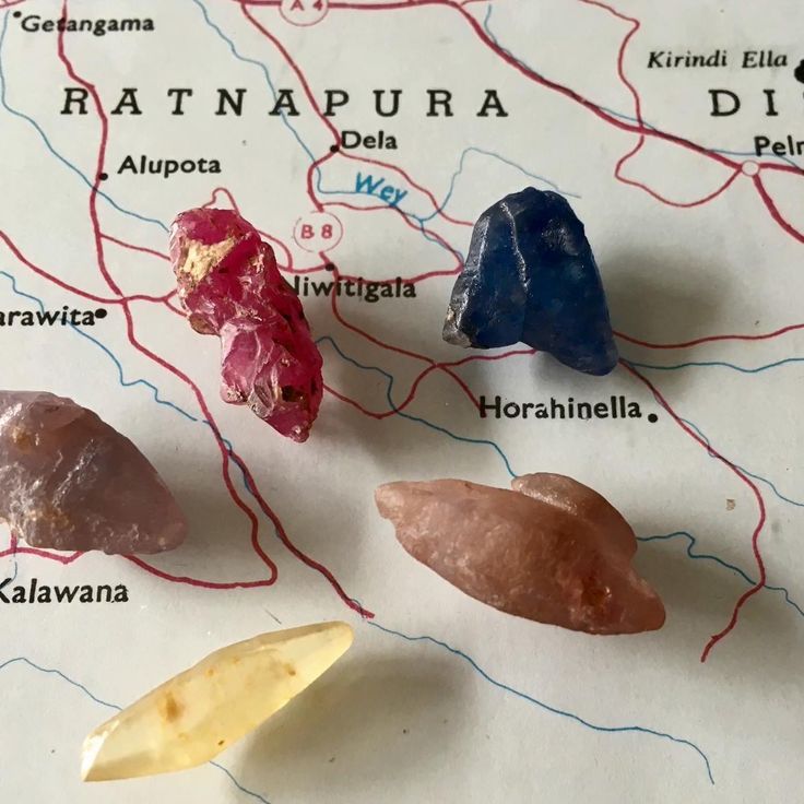 World-class Gems & Jewelry